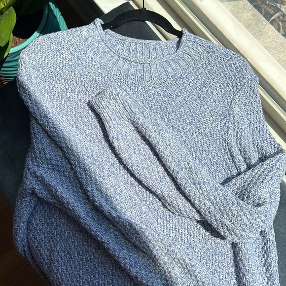 NWOT Women’s LOFT blue sweater size XL - Picture 3 of 5